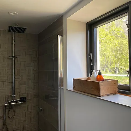 Naturskjont Og Sentralt, Flott Beliggende Stor Holiday home *