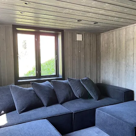 Holiday home Naturskjont Og Sentralt, Flott Beliggende Stor *