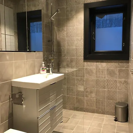Tatil Evi Naturskjont Og Sentralt, Flott Beliggende Stor *